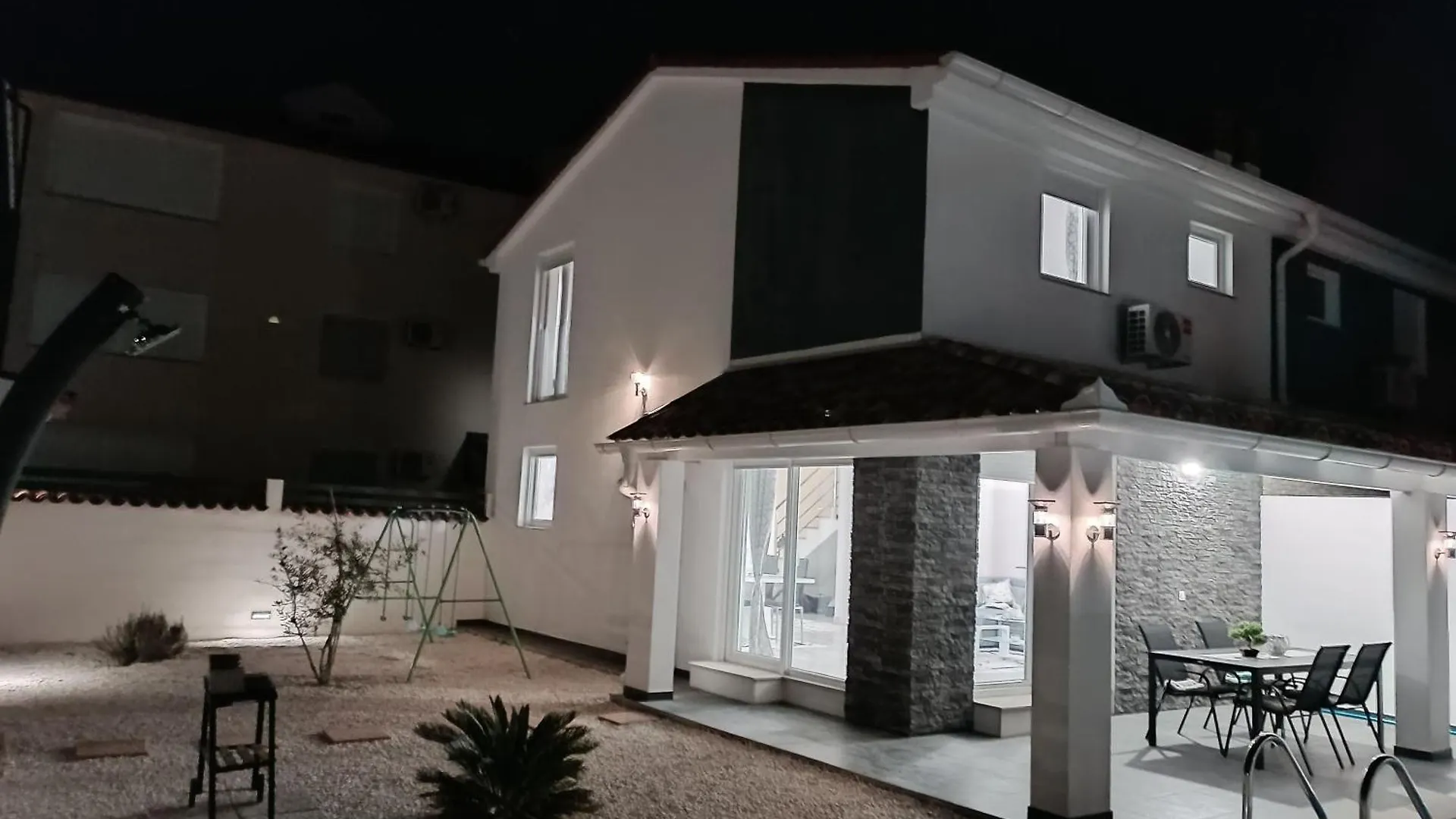 Villa Sarah 普拉